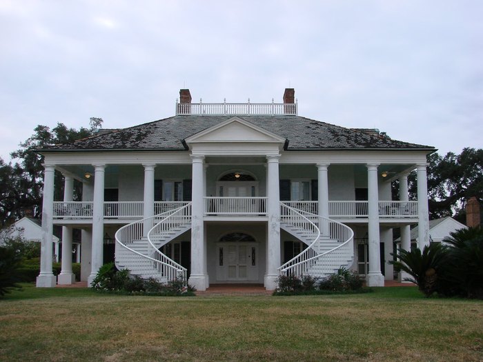 8 Historic Landmarks In Louisiana That Top Our Travel Wish List