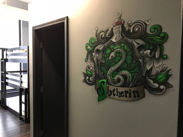 Hogwarts Dorms Is An Airbnb In Missouri That's A Dream Come True For ...