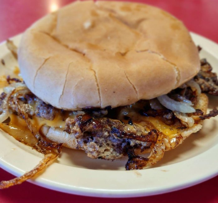 Sid's Diner In Oklahoma Became A Local Legend By Perfecting Just One ...
