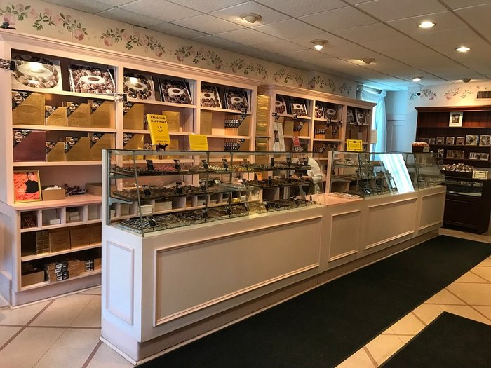 Betsy Ann Chocolates Is A Quaint Chocolate Shop In Pittsburgh