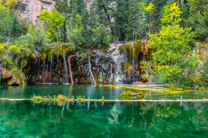 Hanging Lake In Colorado Is So Beautiful You Need A Reservation To Visit