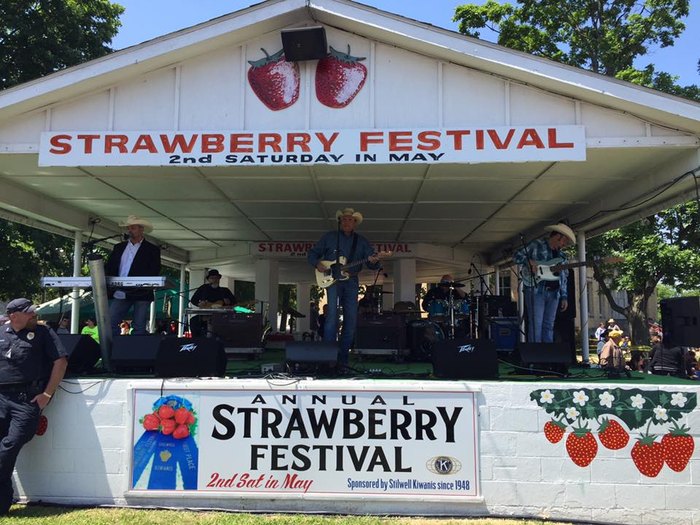 Visit The Strawberry Capital Of The World At The Stilwell Strawberry Festival In Oklahoma