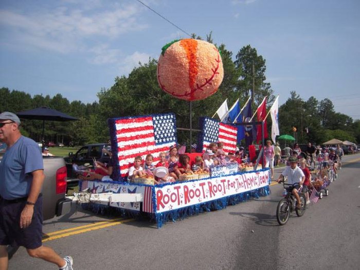 Celebrate The 4th Of July At The Lexington County Peach Festival In