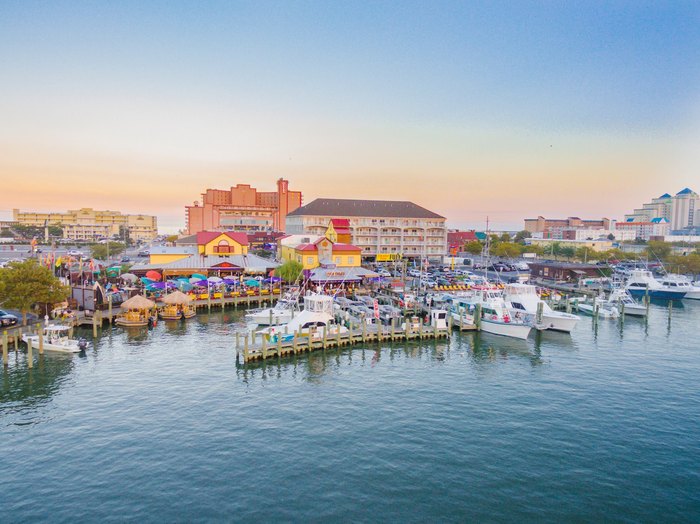 Set Sail On The Floating Tiki Bar In Maryland With Cruisin Tikis