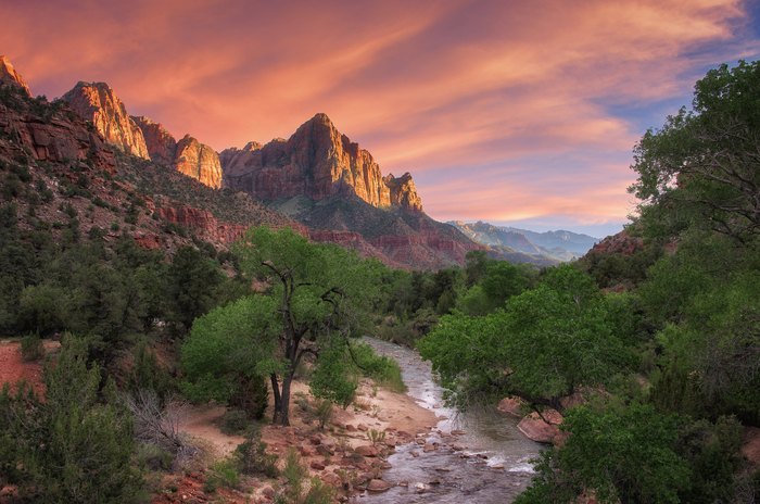 Zion National Park Lodge: A Historic Lodge In Utah