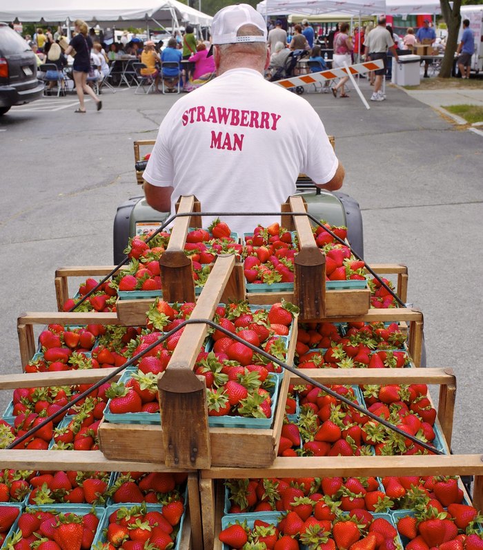 Cedarburg Strawberry Festival Is Wisconsin's Largest Strawberry Festival