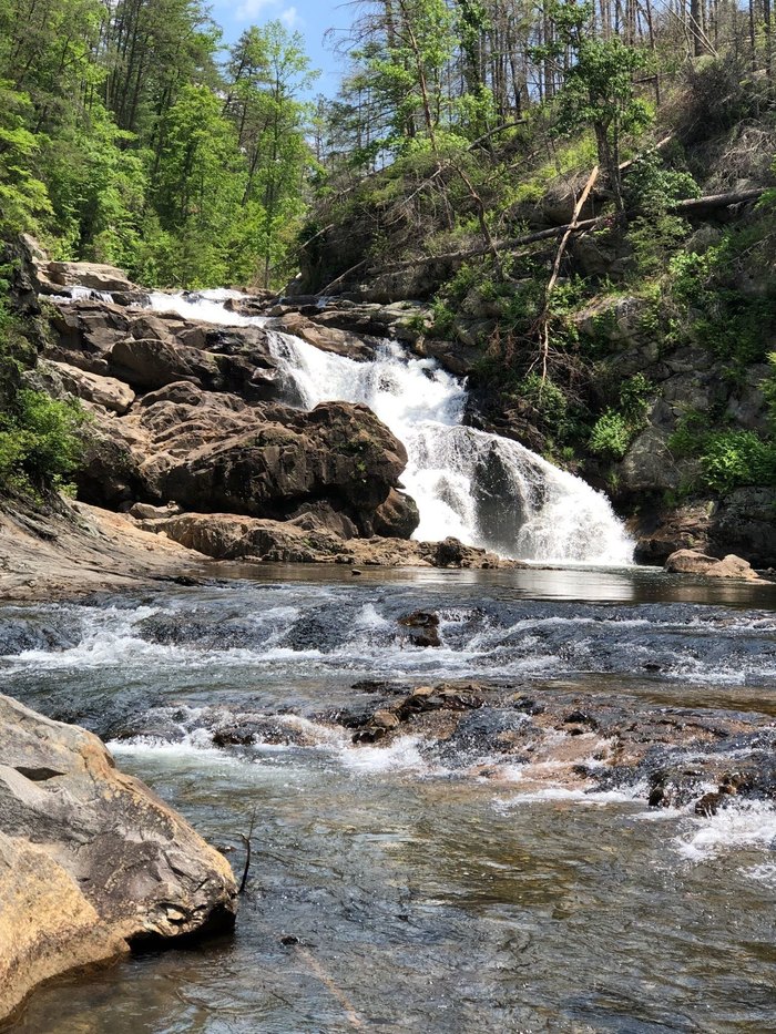 This 4.5-Mile Hike Ends Up At A Stunning Swimming Hole In Georgia