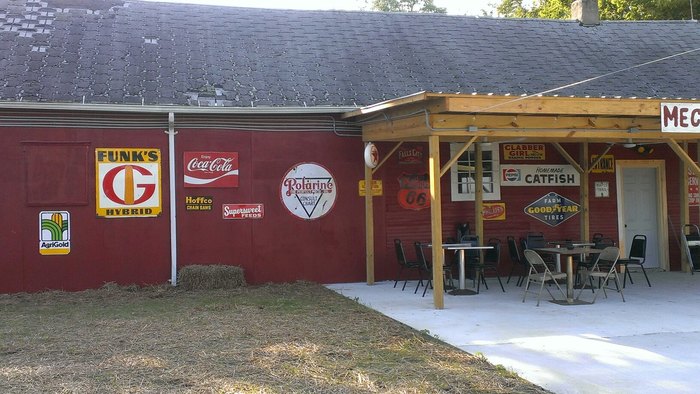 Mecca Tavern In Indiana Is A Wonderful Tenderloin Tavern