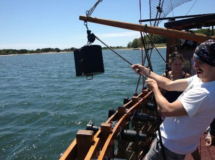 pirate ship tour cape cod