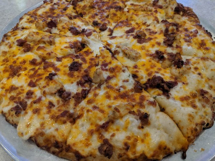 Bruno's Pizza In North Dakota Has 25 Specialty Pizzas And More