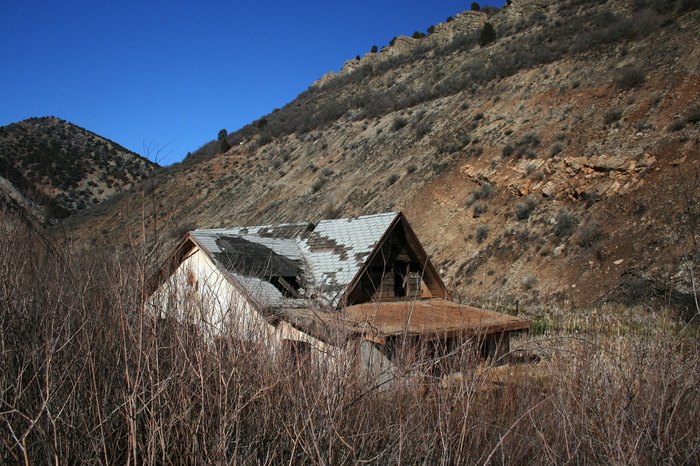 Ghost town - Wikipedia