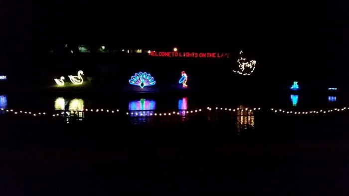 The 6 Best Drive-Through Christmas Lights In Ohio