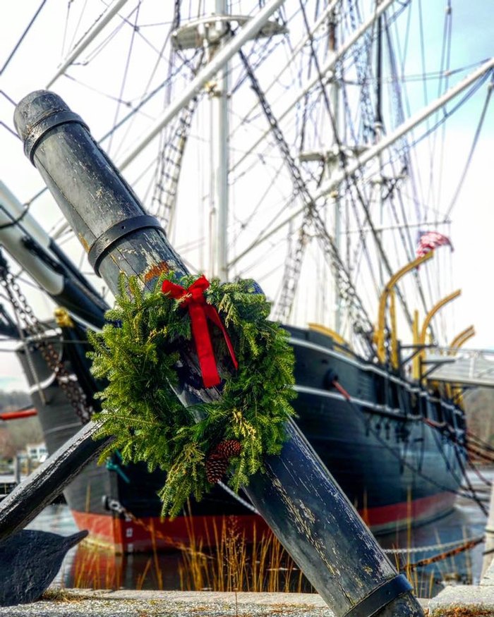 Experience A Mystic, Connecticut Christmas This Season