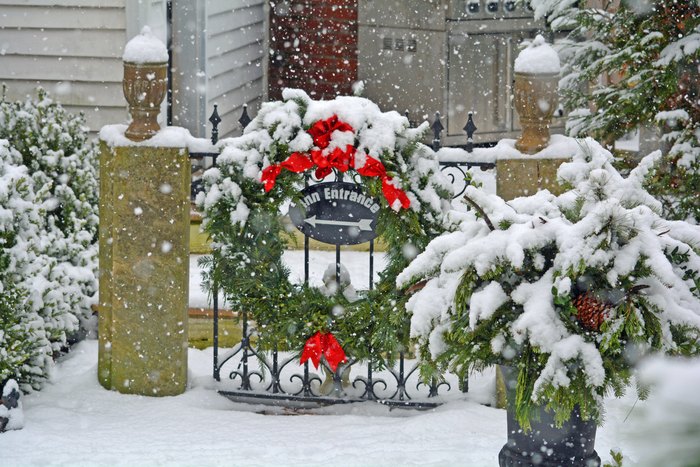 The Welsh Hills Inn In Granville, Ohio Is Beautiful At Christmastime