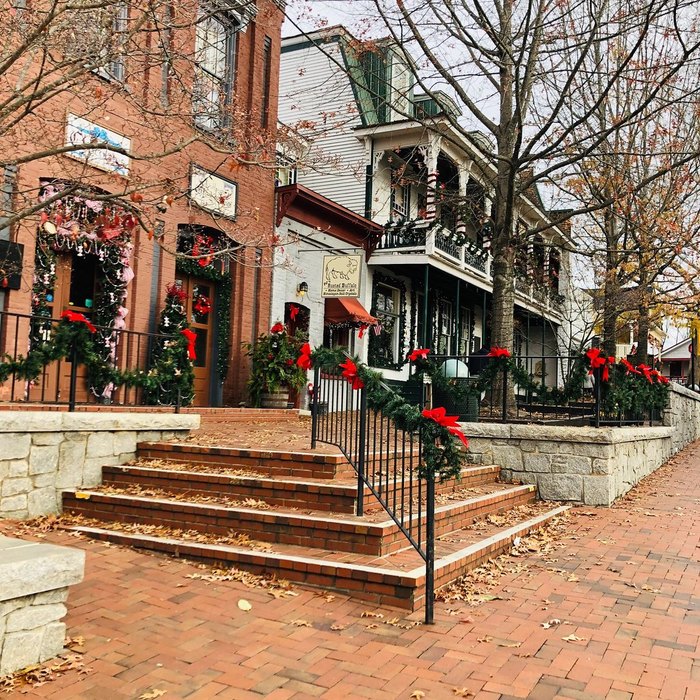 The Best Place To Stay In Dahlonega, GA At Christmas