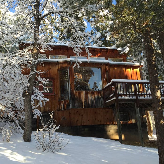 Visit Coyote Ridge Lodge in the Black Hills National Forest in South Dakota