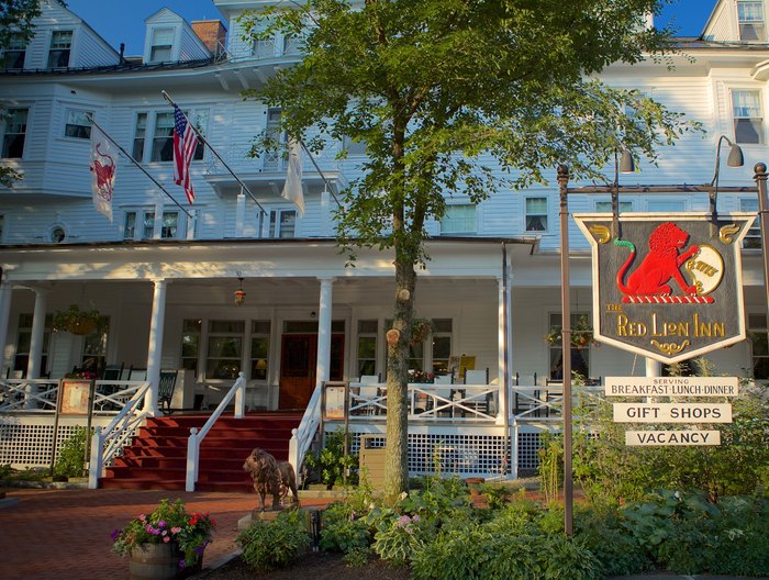 Stockbridge, Massachusetts A Tiny Town With Delicious Restaurants