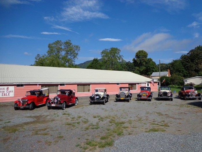 The Roaring Twenties Antique Car Museum Is A Must-Visit In Virginia