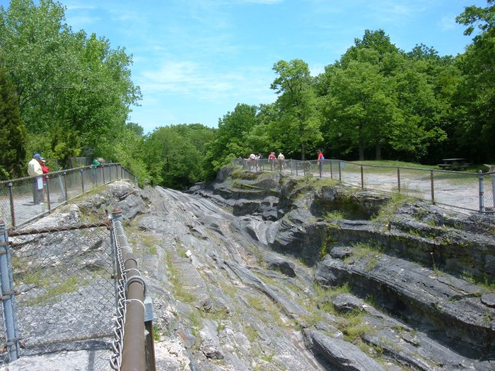 Glacial Grooves On Kelleys Island In Ohio Are A Breathtaking Hidden Gem