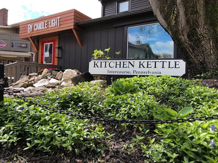 The Hidden Gems of Kitchen Kettle Village
