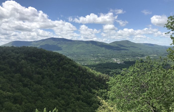 Hiking Prospect Rock Is One Of The Best Hikes In Vermont You Can Take