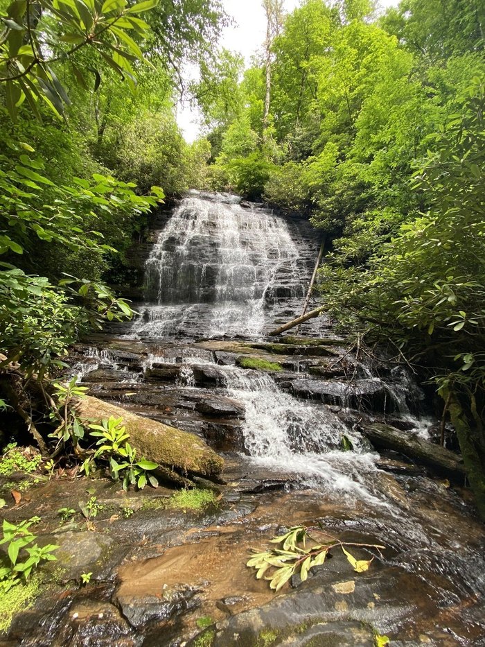 The Trail To Spoonauger Falls In South Carolina Is Short And Low-Key