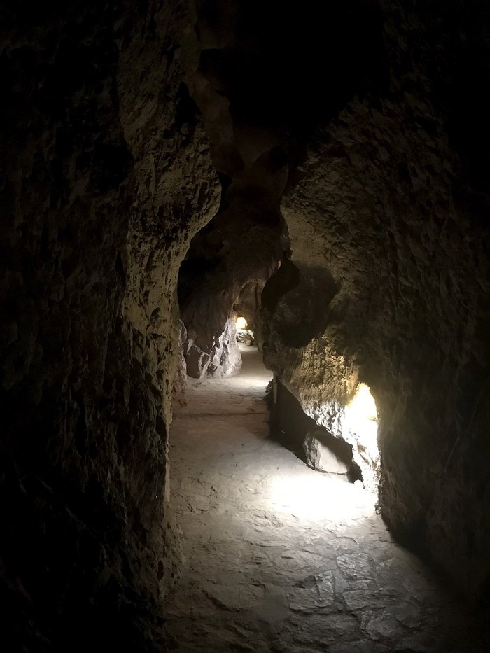 7 Best Caves In Arizona That Take You To Other Worlds