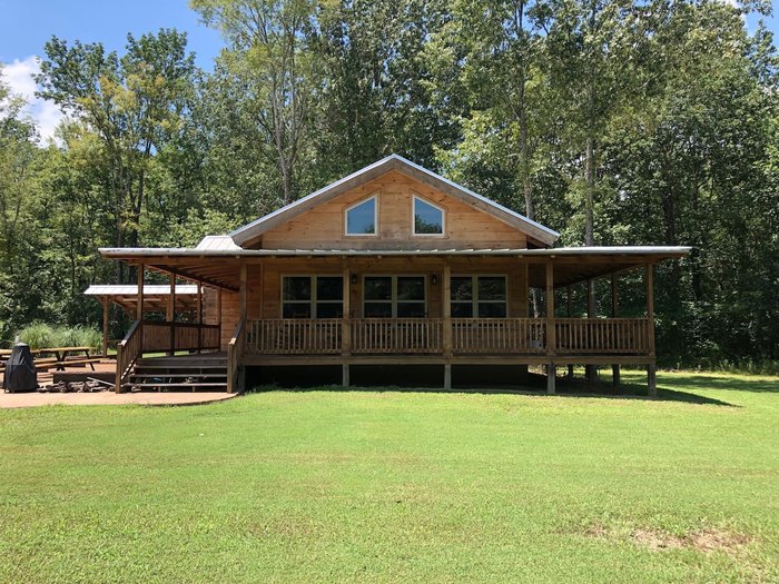 Live Out Your Rustic Dreams At This Secluded Mississippi Cabin