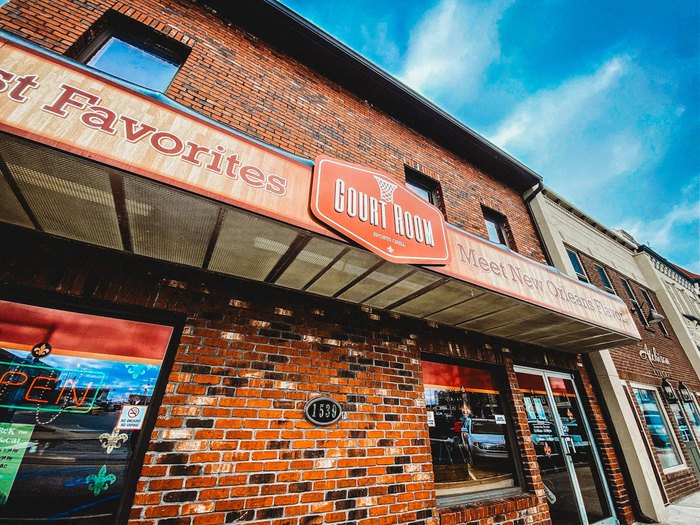 Court Room Sports Grill In Indiana Is A Basketball Themed Restaurant