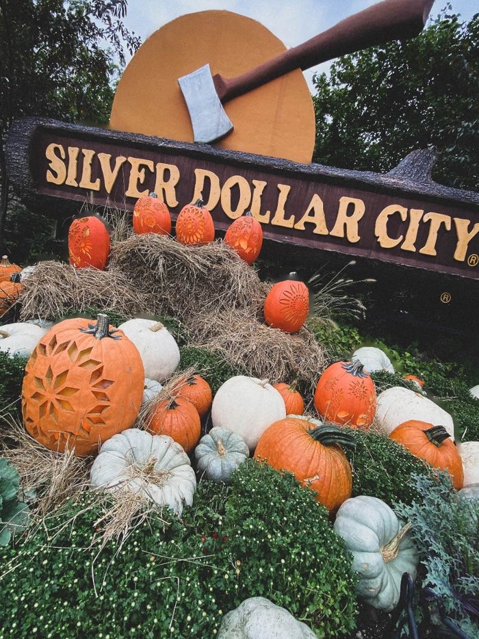 Visit Silver Dollar City In Missouri After Dark This Fall