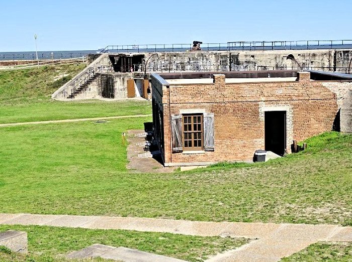 haunted house in fort gaines