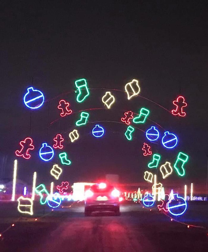 Tennessee's Enchanting Dancing Lights Of Christmas Holiday DriveThru