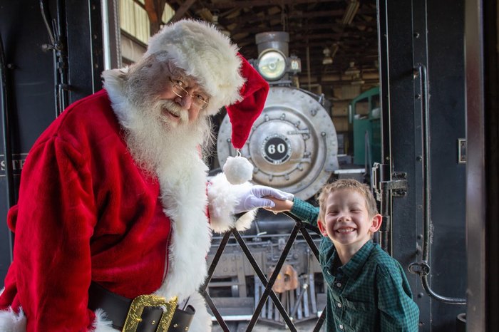 Meet Santa On The Sweetest Christmas Train Ride In New Jersey