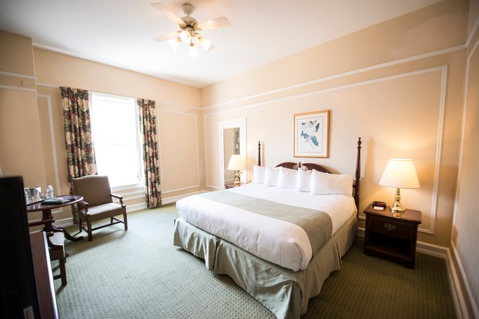 Arlington Resort Hotel Room Arkansas