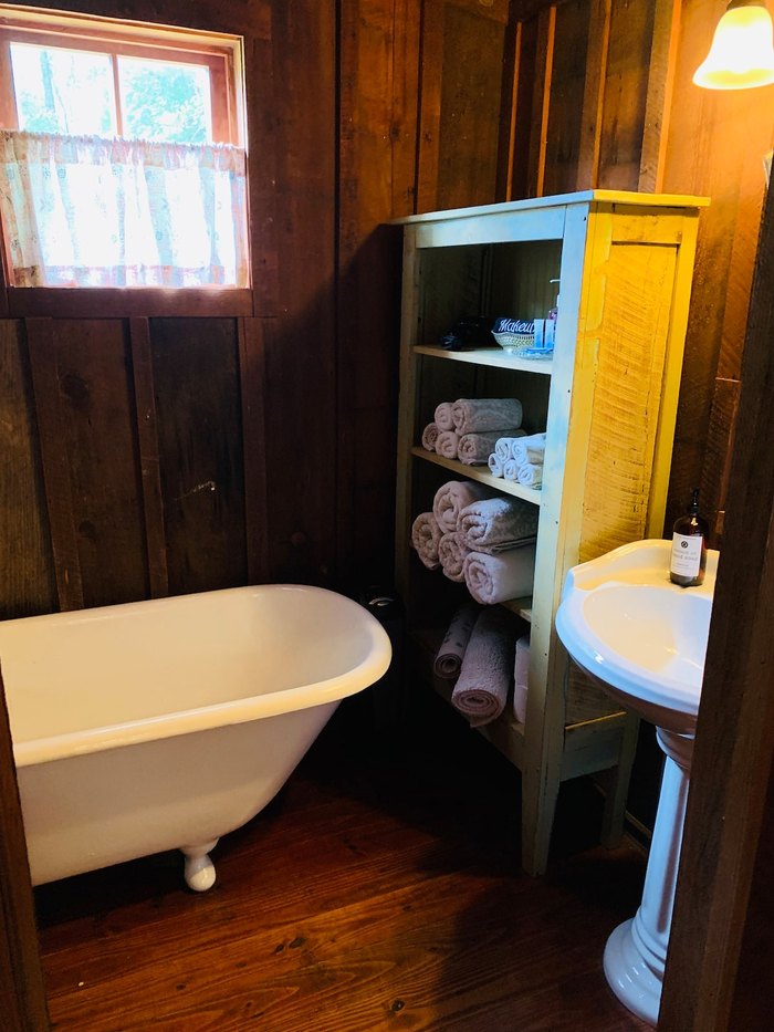 Historic Log Cabin Airbnb Bathroom Arkansas