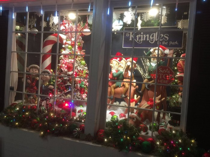 Kringles in the Park Store Window Arkansas