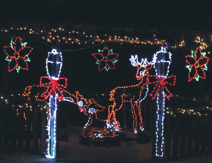 Enjoy The Best Drive-Thru Christmas Lights Event In Mississippi