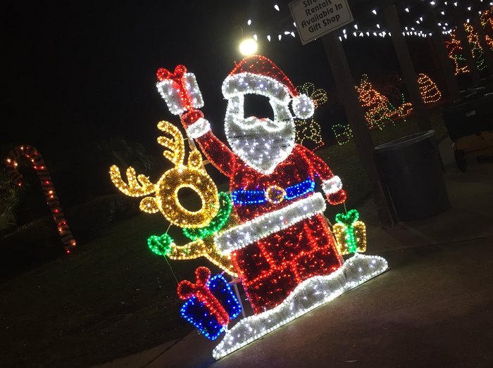 Montgomery Zoo Christmas Lights Festival A Night To Remember