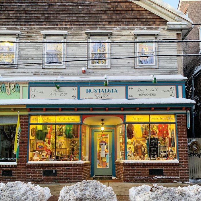 Antique shops in Rhode Island: Where to find vintage treasures