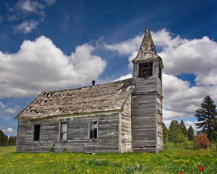 This Ghost Town In Indiana Was Abandoned Seemingly Overnight