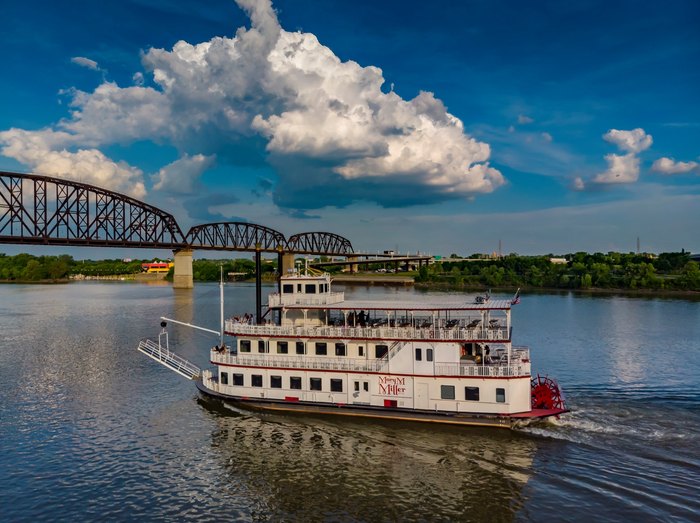 riverboat cruise in louisville ky