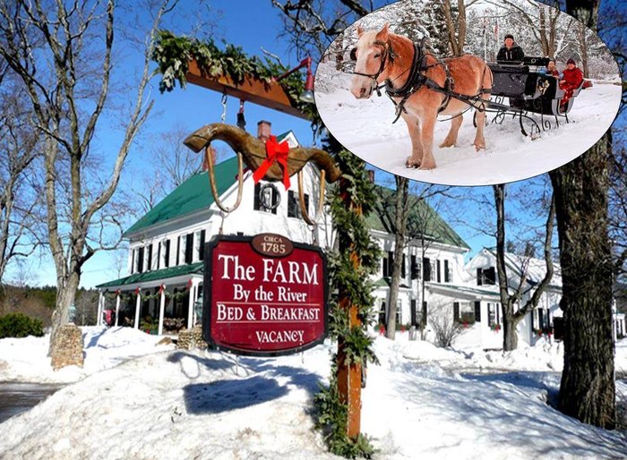 There's A Bed And Breakfast On This Horse Farm In New Hampshire