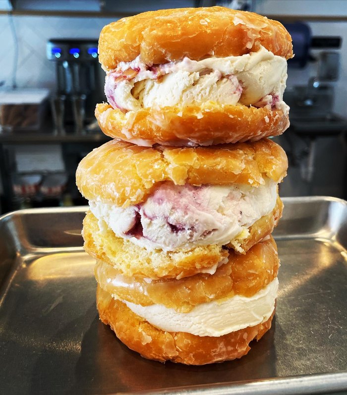 Donut Ice Cream Sandwiches : Scoop Sandwiches