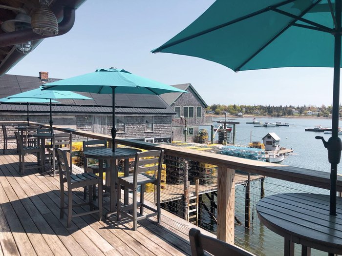 Dine On The Best Seafood In Maine At These 9 Coastal Restaurants