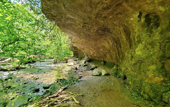 Cedar Cliff Falls A Beautiful Ohio Waterfall Trail Youll Love