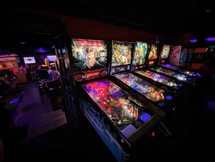 Where to Play Pinball in and Around Boston, MA (The Best Places)