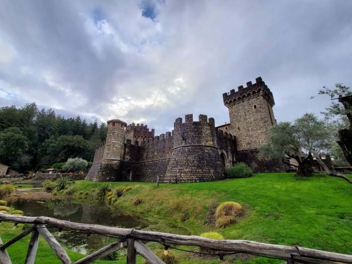 8 hidden castles and fortresses in the U.S. you never knew existed