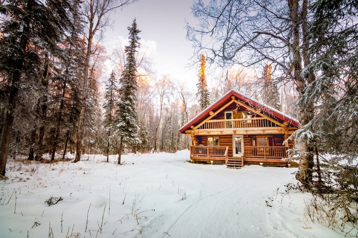 This Log Cabin In Talkeetna Is Perfect For A Family Weekend Getaway