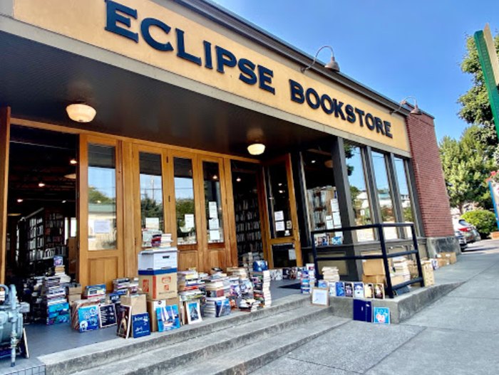 Eclipse Bookstore In Washington Is Like Something From A Dream
