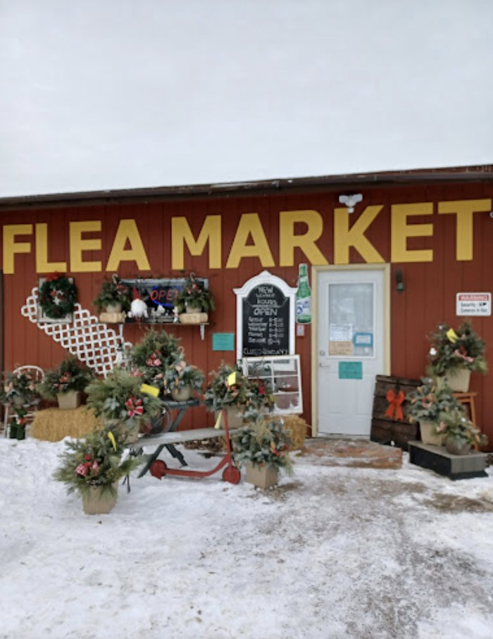9 Of The Best Minnesota Flea Markets To Visit